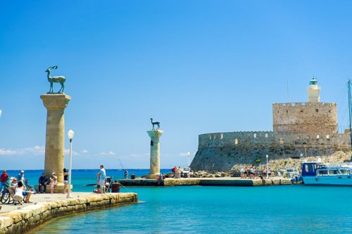 Place where was the statue of Colossus of Rhodes